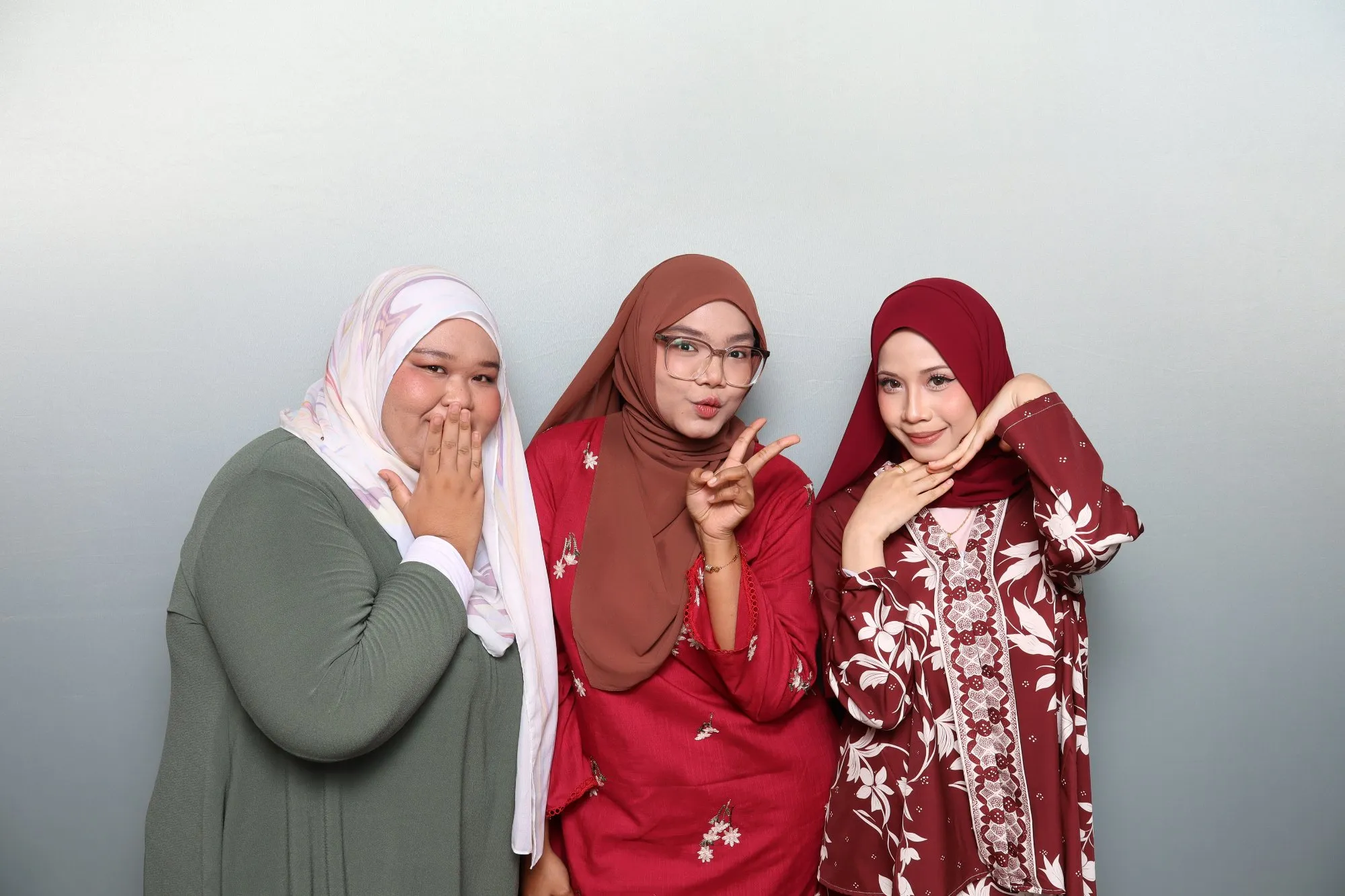 Kenangan photobooth majlis perkahwinan Arina & Iman di Rumah Abang Jamil, Balok, Kuantan